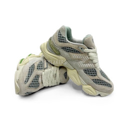 New Balance 9060 Woman Light Beige