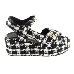 Chanel Sandals Black/White Cell