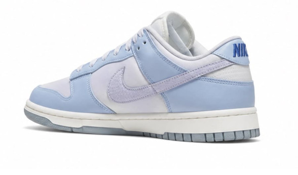 Женские кроссовки Nike Dunk Low Blue Airbush