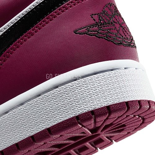 Унисекс кроссовки Nike Air Jordan 1 Low Noble Red