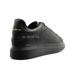 Alexander McQueen Luxe Total Black
